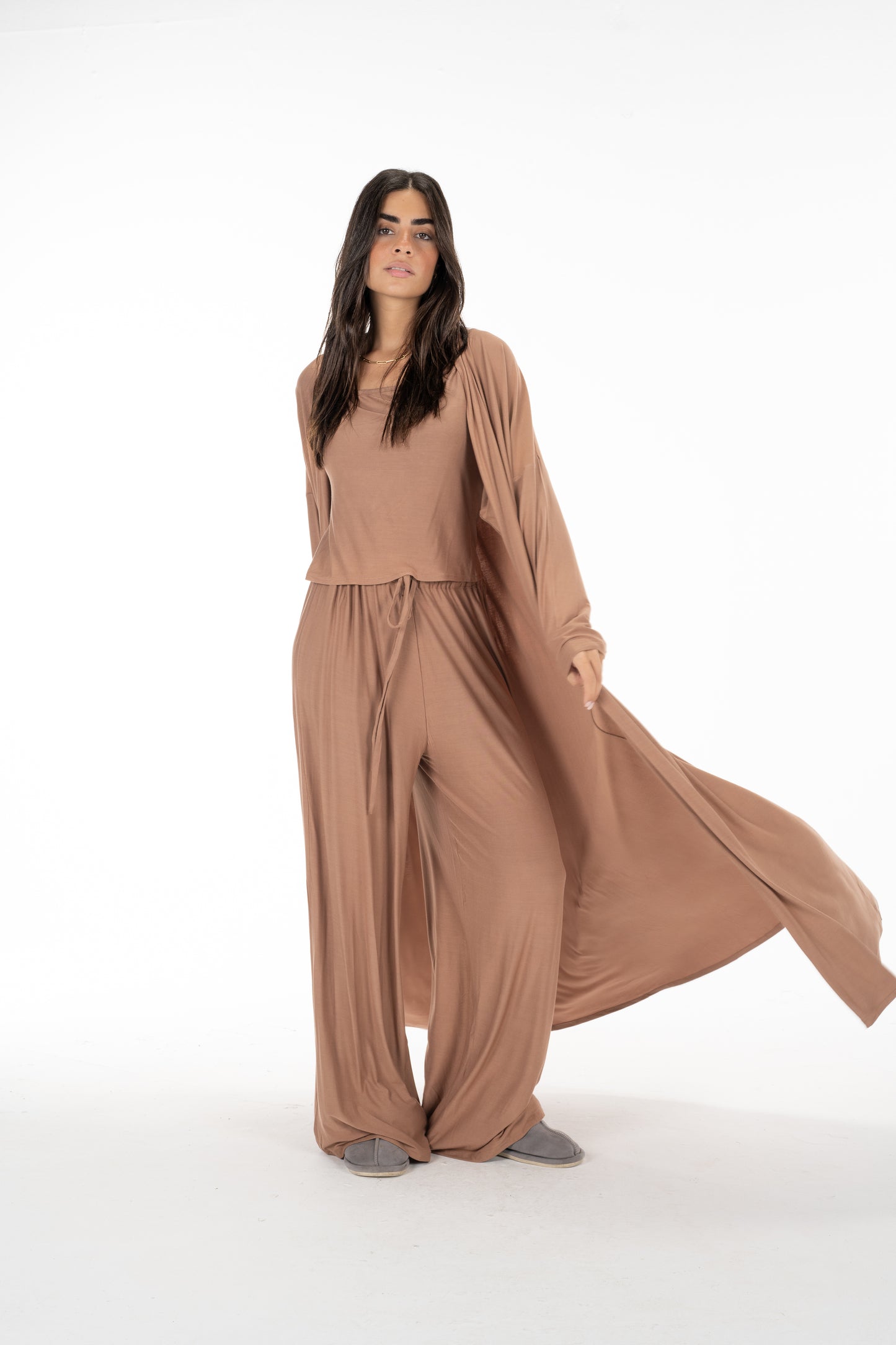 Beige Sleek Lounge-Trio